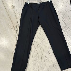 Black Express Columnist ankle pant, size 8R